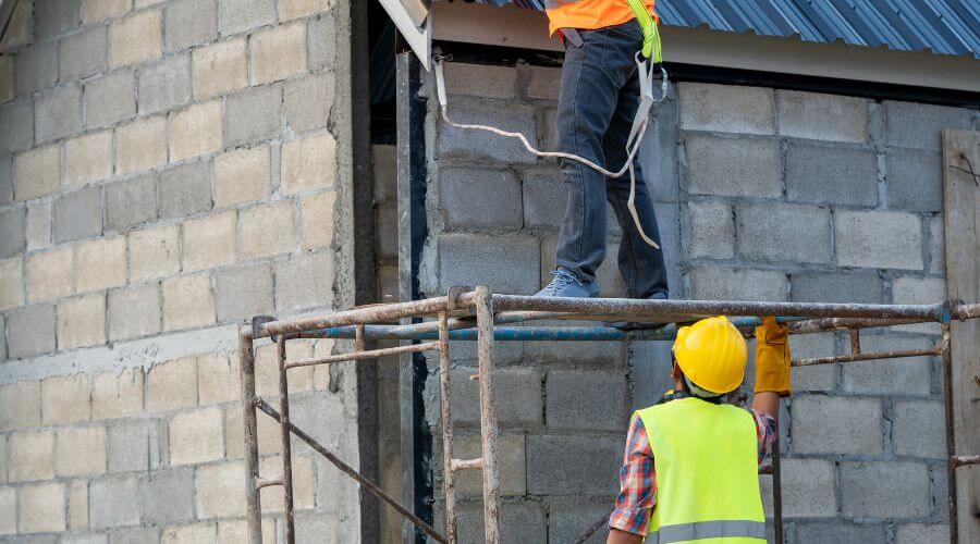 Professional New roof installation in Wenona, IL